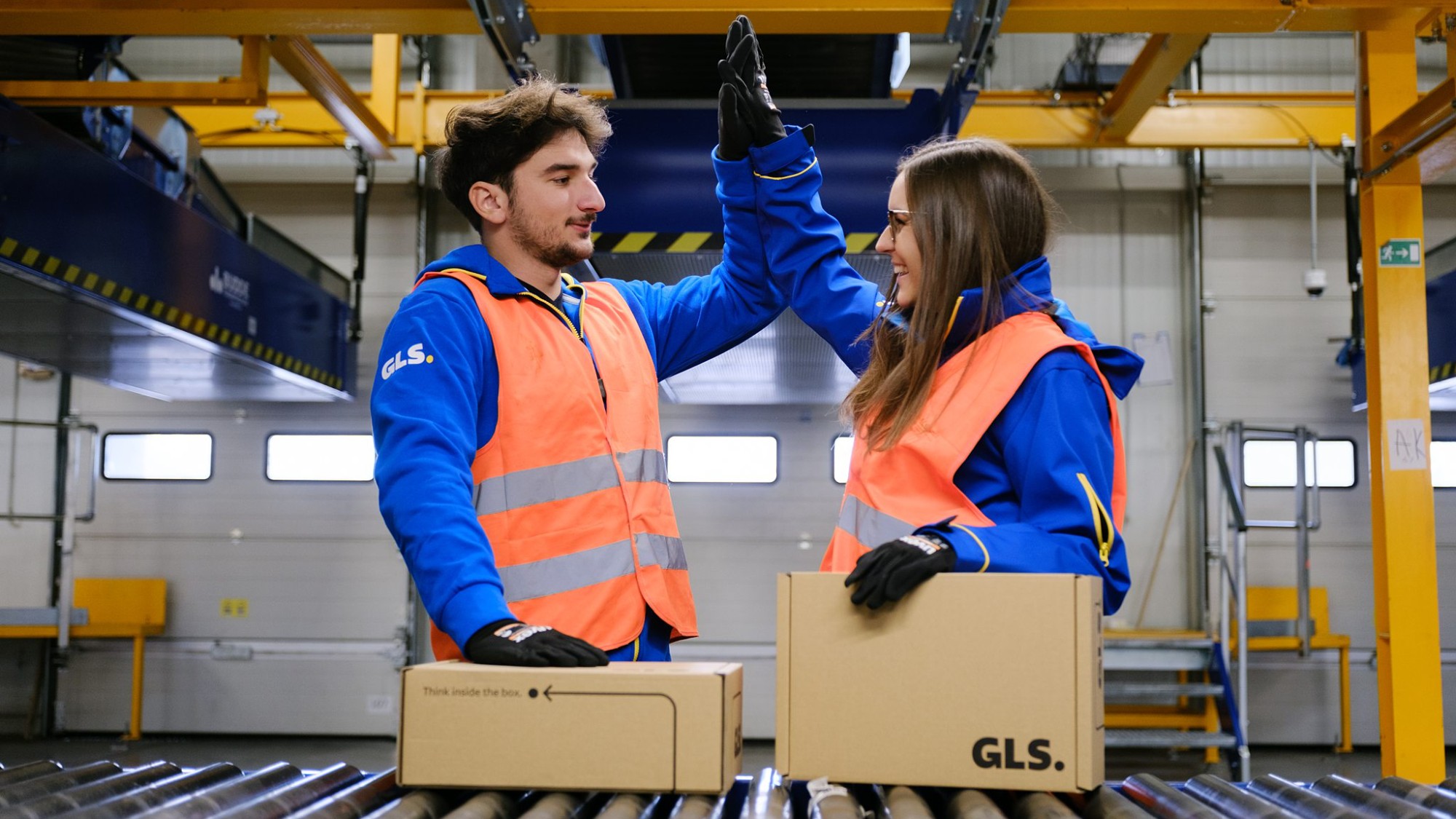 Student u skladištu (m/ž)